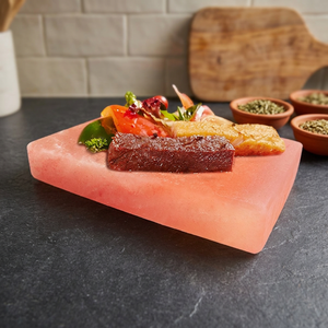 Mejor Placa de Ladrillos de Sal Rosa del Himalaya Tallada Ecológica para Cocinar BBQ con Soporte Premium de Hierro/Acero Inoxidable para el Hogar - Product Image 1