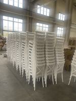 Chaises monobloc en résine plastique à dossier croisé en X pour événements, hôtels, restauration et banquets, vente en gros