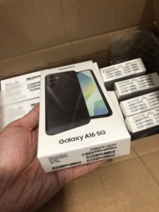 Smartphone A16 pour le marché international, version Octa Core CDMA, avec écran AMOLED et fréquence de rafraîchissement de 120 Hz - Product Image 3