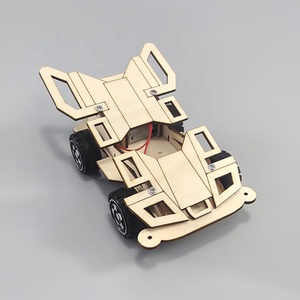 Coche de Carreras de Madera con Forma Geométrica de Cuatro Ruedas Motrices, Modelo X44 - Juguete Educativo para Niños de 5 a 7 Años, Unisex - Product Image 5