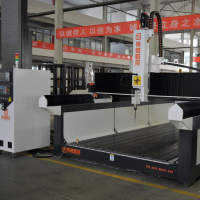 Centre d'usinage CNC 3 axes avec changeur d'outils pour découpe de polystyrène, fabrication de moules et usinage du bois - Prix compétitif