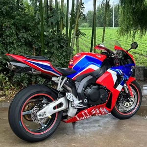Honda CBR600RR F5 Repsol HRC MotoGP Livery 600cc <span class=keywords><strong>Moto</strong></span> Sportiva a Quattro Cilindri in Linea, Parti Modificate per Corse - Product Image 6