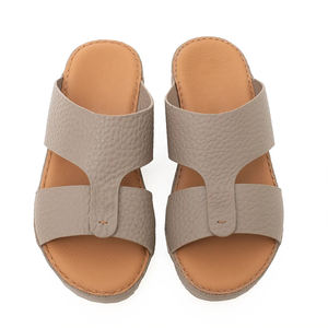 SHIKOL, sandalias árabes de piel de becerro auténtica de primera calidad italiana, zapatillas clásicas cómodas personalizadas hechas a mano para caminar diariamente en el Golfo para hombre - Product Image 5