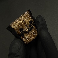 Étiquettes de vêtements personnalisées haut de gamme en polyester/coton, écologiques, organiques, tissées, pour le cou, en damassé uni, pliées sur mesure, en satin