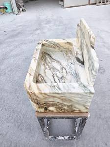 Lujoso Lavabo de Mármol Calacatta Verde Pulido, Montado en Pared, Duradero, con Salpicadero Decorativo, Hecho a Mano, de Piedra Natural - Product Image 6