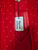 Chemise OEM ODM Queens of Archive rouge avec poignets évasés