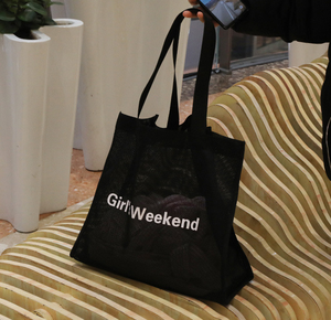 ถุงผ้าช็อปปิ้งตาข่ายสีดำสำหรับซูเปอร์มาร์เก็ตใช้ในชีวิตประจำวันกระเป๋าซื้อของใช้ซ้ำได้พร้อมที่จับกว้าง - Product Image 4