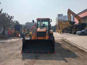 รถตักล้อยางมือสอง 3CX สีเดิมจากโรงงาน สำหรับส่งออก ยี่ห้ออังกฤษ รถตักล้อยาง 3CX 4CX มือสอง คุณภาพเชื่อถือได้ - Product Image 4