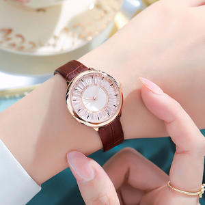 Nuevo reloj con correa de cuero para mujer, elegante y moderno, reloj de cuarzo resistente al agua - Product Image 2