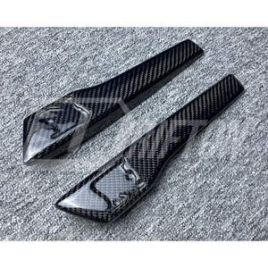 Emblema de Fibra de Carbono para Guardabarros de Nissan R35 GTR 2008-2026 - Product Image 4