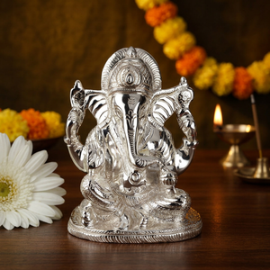 Ganesha Tradicional Hecho a Mano en Plata Plateada para Bodas, Cumpleaños y Diwali - Product Image 3