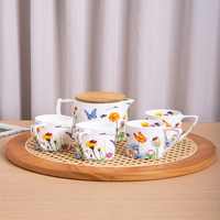 Pichet à eau en porcelaine d'os au design moderne de haute qualité avec tasses, petites tasses pour 4 personnes avec pot