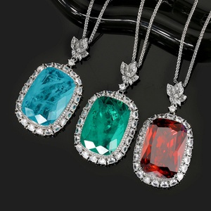 Collier pendentif vintage en cuivre écologique avec grand zircon cubique rouge taille coussin pour femme, idéal pour le quotidien, les fêtes ou comme cadeau - Product Image 5