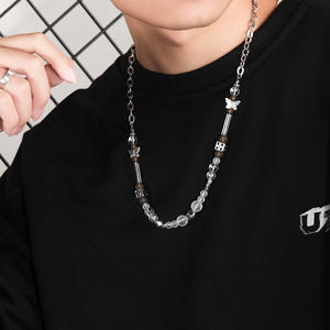 Collar de mariposa de dados de perlas, accesorios de hip-hop para hombres y mujeres, cadena de clavícula con cuentas hecha a mano de nicho de marca de moda - Product Image 3