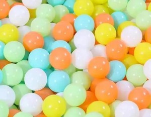 Kiddy Moon 200 balles pour piscine à balles pour enfants, en plastique non gonflable, pour usage domestique, fabriqué en Chine, blanc/gris/menthe, diverses couleurs disponibles - Product Image 2