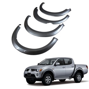 Fusée de garde-boue automatique YCSUNZ pour Mitsubishi L200 Triton 2006 2009 passage de roue gris noir mat fusées de garde-boue avant à marge élevée - Product Image 1