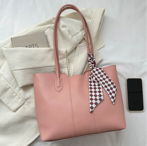 2025 New Arrival Women's Shoulder <b>Bag</b> Luxury PU Lining Vintage Handbag Popular <b>Large</b> Capacity Tote <b>Bags</b> with Scarves - Product Image 4