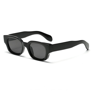Occhiali da <span class=keywords><strong>Sole</strong></span> di Lusso Personalizzati 2026, Montatura Quadrata Piccola Retrò, Occhiali da <span class=keywords><strong>Sole</strong></span> alla Moda per Donne e Uomini - Product Image 2