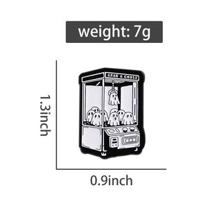 Retro Boo Claw Machine Enamel Pin Halloween Ghost Brooch Funny Arcade Badge Jewelry Gift for Friends Wholesale - Product Image 6