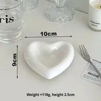 Petite assiette en céramique blanche, design créatif et mignon, style simple et de haute qualité pour la maison, idéale pour les sauces (soja, sauce à tremper) lors de fêtes.