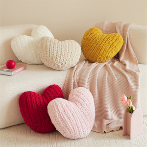 <span class=keywords><strong>Coussin</strong></span> en peluche <span class=keywords><strong>multicolore</strong></span> doux et mignon en forme de cœur pour la maison, le canapé, cadeau de Saint-Valentin, STN - Product Image 1