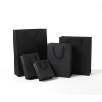 Vêtements sous-vêtements personnalisés sacs en papier noir mat avec poignée