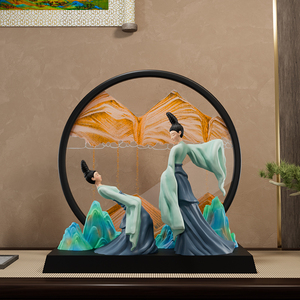Escultura de Resina Moderna con Diseño de Dama en Arena Verde y Azul, Adorno Creativo para Regalo o Recuerdo de Película - Product Image 3