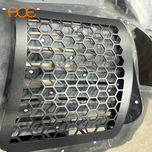 Kit de Guardabarros de Aleación de Aluminio y Placa Antirrayas para el Arco de la Rueda Delantera para BMW M3 M4 F80 F82 - Product Image 4