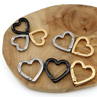 Anneau de fermeture à ressort en forme de cœur en métal, mousqueton cœur ouvrable en alliage de zinc, accessoires de bricolage pour porte-clés, sacs à main et bijoux