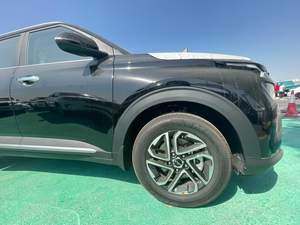 Bajo kilometraje de lujo usado <span class=keywords><strong>KIA</strong></span> <span class=keywords><strong>CARENS</strong></span> 1.5L SUV AUTOMÁTICO 2023 - Product Image 4