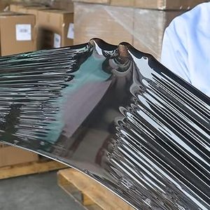 Film de protection en plastique HDPE Huamaohengchun de 15 pouces avec poignées de 3 pouces, film rétractable pour palettes, souple, durable, auto-adhésif, résistant - Product Image 5