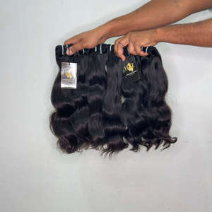 Extensiones de Cabello Ondulado Profundo, Cabello Humano Virgen de Templo Indio sin Procesar, con Cutícula Alineada - Product Image 2