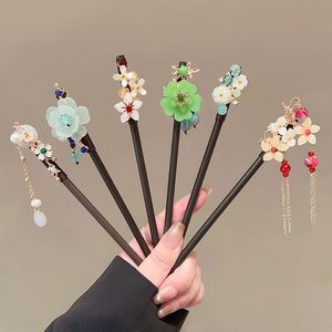Bâtonnet à cheveux en bois rétro chinois vintage, épingle à cheveux florale élégante pour femmes, accessoire de coiffure Hanfu - Product Image 1