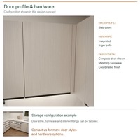 Meuble de cuisine de luxe en chêne blanc en U avec portes à panneaux clairs, poignées intégrées et caissons en contreplaqué