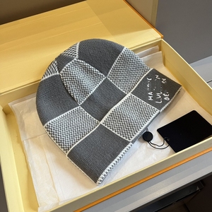 Chapeau en laine tricotée classique de luxe pour femmes et hommes, de haute qualité, chaud, décontracté, simple, pour l'extérieur - Product Image 6