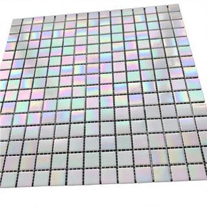 Mosaico de Vidrio Cristalino Blanco y Rosa Brillante, Impermeable, Antideslizante, Mini Cuadrado, para Piscinas, Baños y Exteriores - Product Image 3