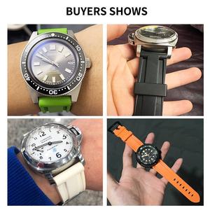 Bracelet de montre universel en silicone avec fermoir en acier inoxydable, vente en gros d'usine, 20mm 22mm 24mm 26mm - Product Image 4