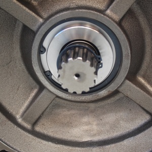 Moteur d'orientation d'origine pour excavatrice R250-7, modèle SBHSM150-280-04, référence 31N7-10150, pour moteurs de rotation - Product Image 3