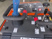 JIAHE Mini-chargeuse compacte sur chenilles 4x4 de 1780 kg avec moteur diesel, pompe hydraulique, pompe PLC, CE/EPA, pour opérations en espace restreint