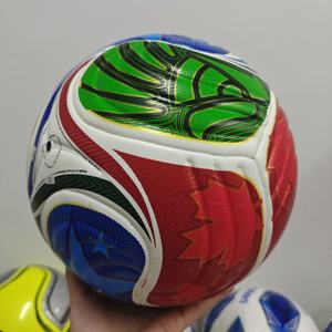 Balón de Entrenamiento para Todas las Condiciones con Superficie Texturizada para un Control Superior del Balón para Competiciones Exigentes 2026 - Product Image 5