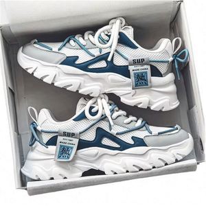 Chaussures de marche pour hommes personnalisées et tendance, légères, avec doublure en maille respirante, confortables et extensibles - Product Image 1