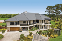 Tuile de Toiture en Acier Revêtue de Pierre Zinc-Aluminium pour Zones Côtières - Design Moderne, Résistante aux Fortes Pluies et au Vent, Longue Durée de Vie pour Hôtels et Temples
