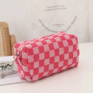 Ready To Ship High Efficiency Pink Knitted Zipper Makeup Pouch Plaid Fabric Bag Checkerboard Cosmetic Bags With Factory Price