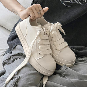 Zapatos de Lona Casuales de Diseño Desgastado para Hombre, Estilo 2026, Novedad, con Punta Ancha, Feos-Modernos y Únicos, Zapatos de Skate a la Moda - Product Image 6