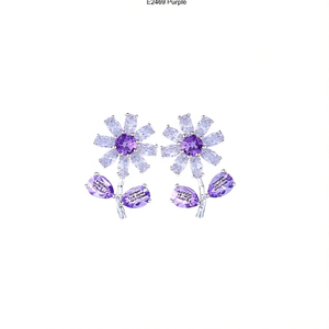 Orecchini a candelabro E2469 con fiore viola, gioielli da festa da donna in lega con zirconi, stile romantico, montatura a griffe - Product Image 1