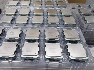 ซีออน E5-2680V4 14 คอร์ 28 เธรด 2.4GHz LGA 2011-3 TDP 120W ซีพียูเซิร์ฟเวอร์ โปรเซสเซอร์ E5-2680V4 - Product Image 2