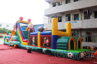 Parcours d'obstacles gonflable sportif avec toboggan, jeux d'escalade, aire de jeux combinée, piste de jeu, château gonflable extérieur décoratif