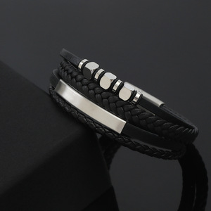 Pulsera de Cuero Genuino Multicapa con Espaciador de Acero Inoxidable Personalizado <span class=keywords><strong>para</strong></span> <span class=keywords><strong>Hombre</strong></span>, Botón Magnético, Joyería Vintage con Trenzado Masculino - Product Image 3
