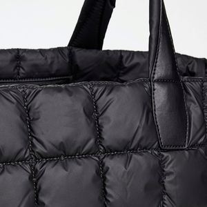 Custom Large Capacity Matte Black Quilted Nylon Handbag Water-Resistant <b>Zip</b> Closure Beach Weekender <b>Tote</b> Summer Autumn Winter - Product Image 2