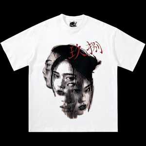 T-shirt squadrata con grafica giapponese astratta, design oversize streetwear Y2k - Product Image 1